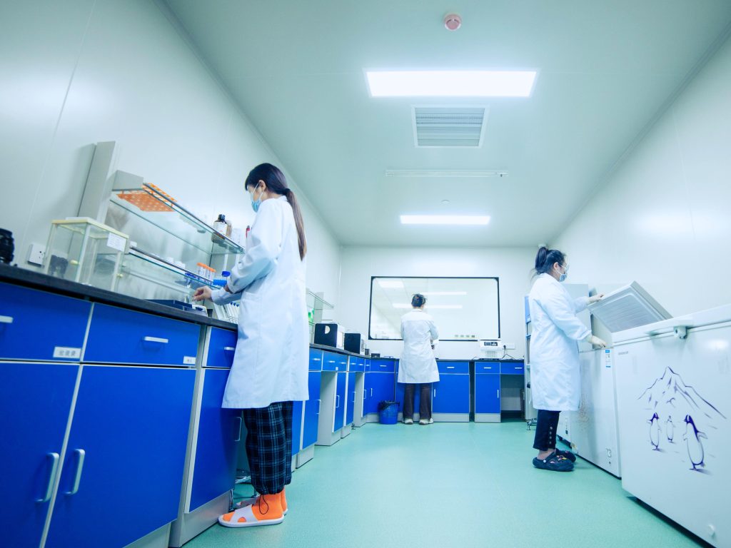 What Is an Avian DNA Lab? What Does It Do?